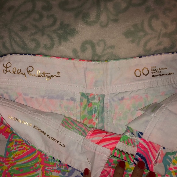 Women’s Lilly Pulitzer shorts - Picture 3 of 3